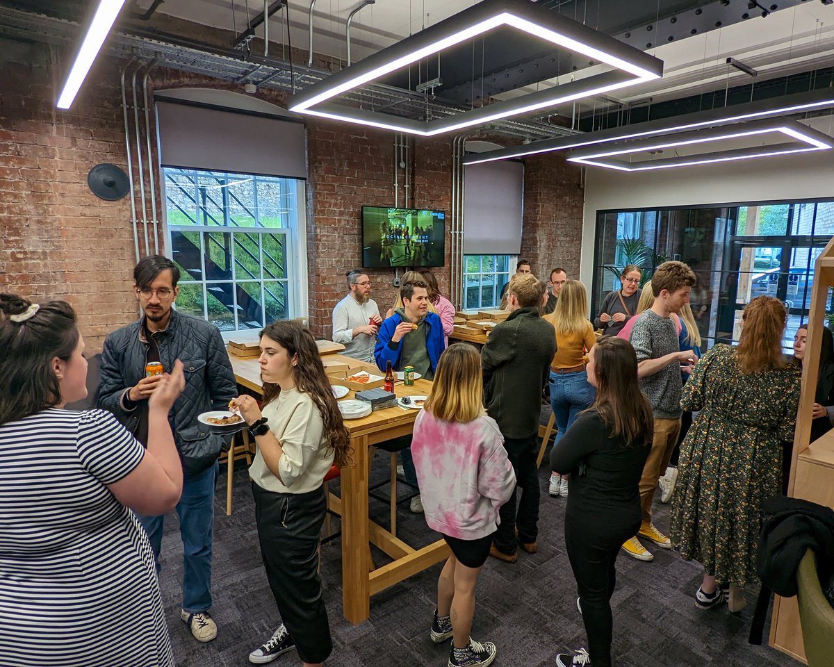 rorysouthworth_'s tweet photo. One of my favourite evenings of the month is the @PydataLancaster meetup at @FraserHouseHub. Last Wednesday of the month, every month, it brings Data Scientists, Developers and Tech people together to talk, listen and meet. #techlancaster #DataScience https://t.co/FICWpjj9gJ