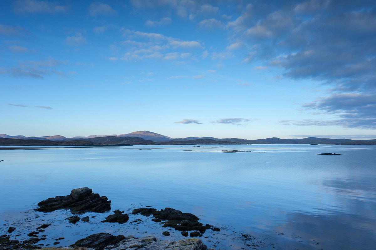 stephanbrz's tweet photo. First light #GreatBernera  #WesternIsles #OuterHebrides https://t.co/J18HHit1cB