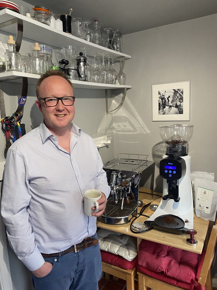 THE ESPRESSO LOUNGE tweet media