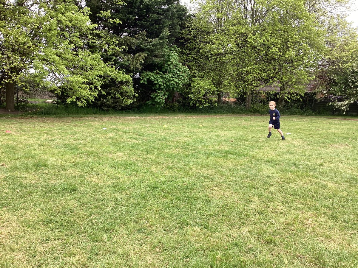 DeffordSchool's tweet photo. Willow class had great fun this morning with their PE coach https://t.co/1XOgLbzvBk