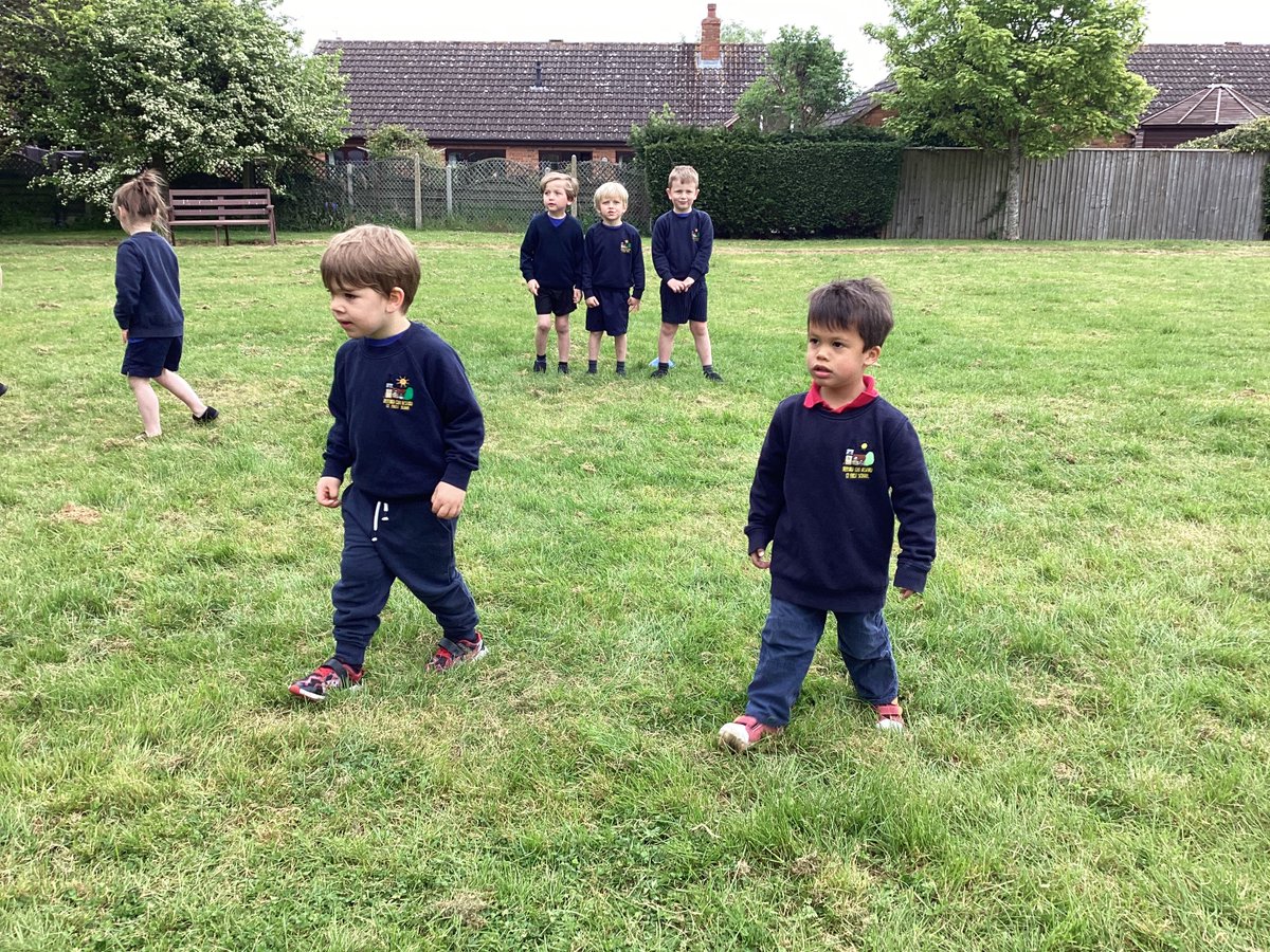 DeffordSchool's tweet photo. Willow class had great fun this morning with their PE coach https://t.co/1XOgLbzvBk