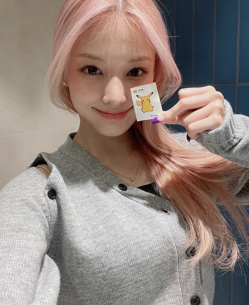 picsjinni's tweet photo. hi! this is a new acc dedicated to posting lq pics, photoshoot pics and alot more of #JINNI from #NMIXX !! ♡ rts are rly appreciated! #지니  #최윤진 https://t.co/q3hq1ft7cd
