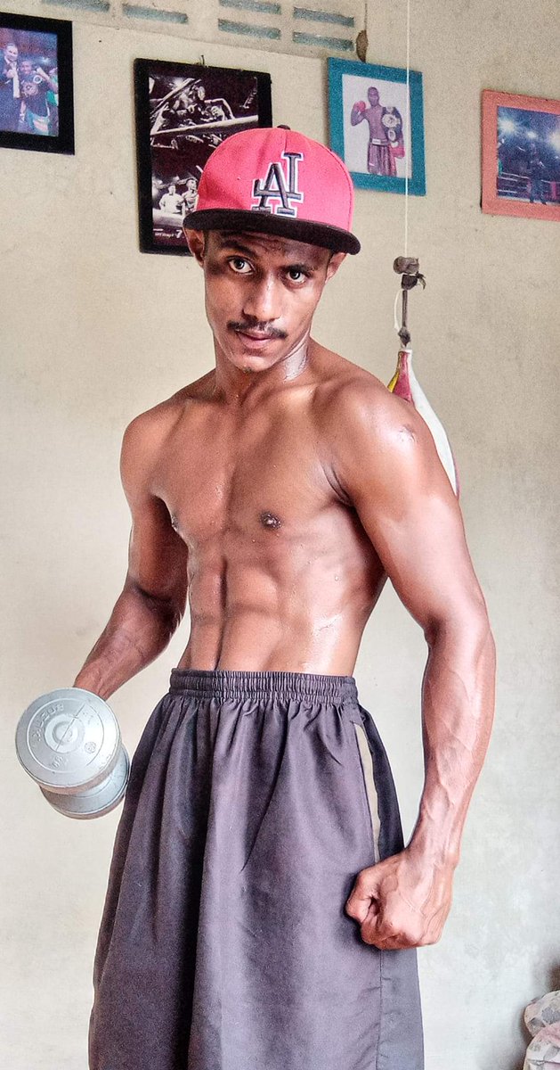 youtu.be/c9MZyHyq-5g

Tangguh

youtu.be/c9MZyHyq-5g