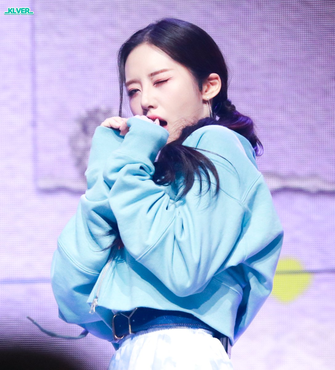 _klver_'s tweet photo. 220423 프로미스나인 박지원
🐰💙

#프로미스나인 #fromis_9
#박지원 #지원 #jiwon https://t.co/KjuG5kOzyq