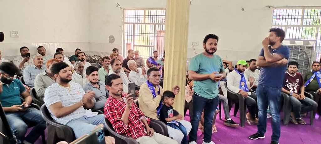 डॉ० भीमराव अंबेडकर शिक्षा एवं जनहित विकास समिति गांव कुंडली सोनीपत, द्वारा आयोजित राष्ट्रपिता ज्योतिबा फुले व विश्व वंदनीय बाबा साहेब डॉ० अंबेडकर जी की जयंती के अवसर पर जयंती समारोह में शामिल होकर बाबा साहब के जीवन के विभिन्न आयामों पर प्रकाश डाला।

नमो बुद्धाय, जय भीम,