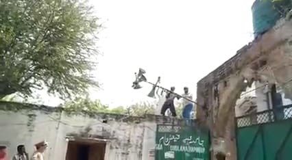 pm_saiprasad's tweet photo. Something is happening in UP which has never happened before. Over 6000 speakers have been removed from mosques so far. This is what we get when we choose a strong leadership which doesn't believe in Minority Appeasement! https://t.co/0LEwBlMOvu