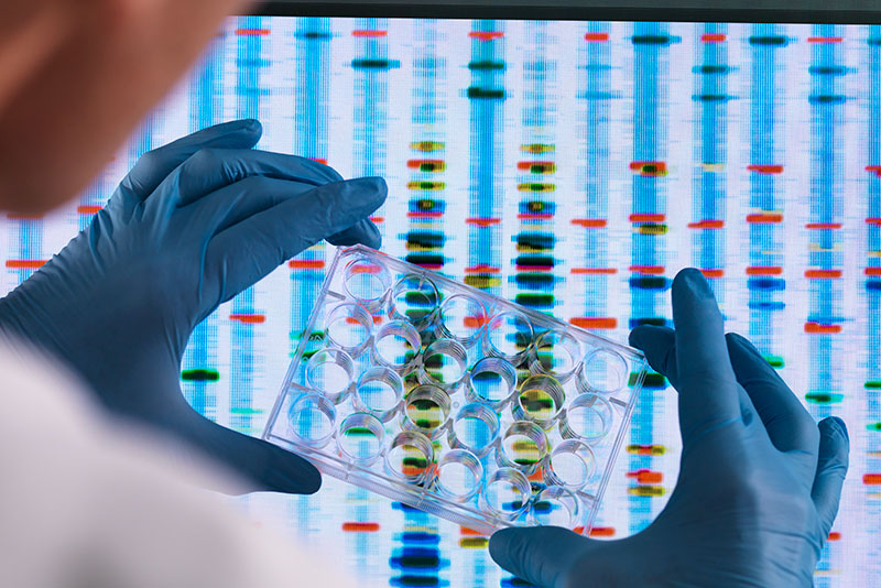 insciter's tweet image. Carlos de Rojas explores the profound impact of the Human Genome Project in accelerating the #progress of #knowledge about human #health and diseases. We look at the incredible work of the 100,000 Genomes Project of Genomics England. bit.ly/3LgqB7n