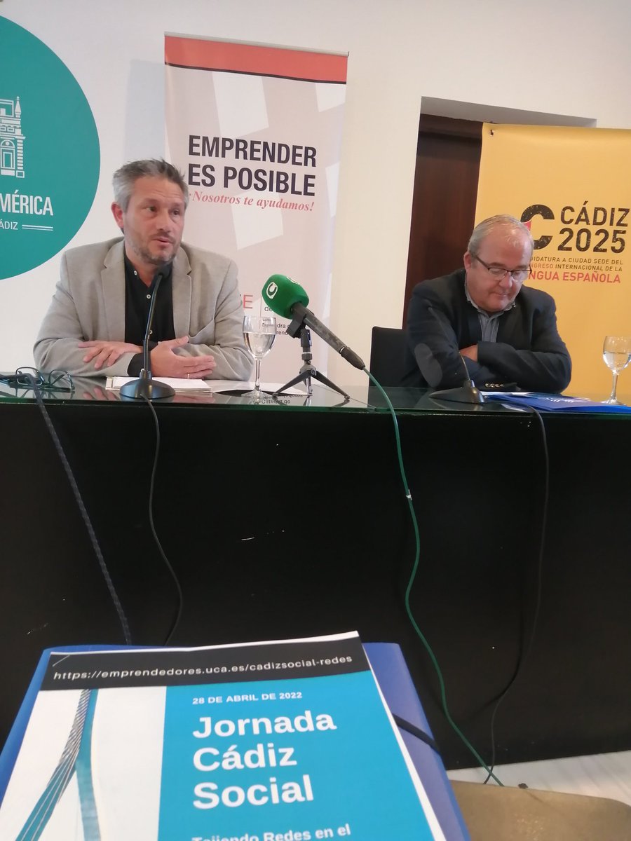 Comienzan las jornadas #Cadizsocial Tejiendo Redes en el emprendimiento, la innovación y la #economiasocial en la Casa de Iberoamérica con <a href="/IFEF_cadiz/">Instituto de Fomento, Empleo y Formación Cádiz</a> @UCA_Emprende Objetivo Promover la economia social en Cadiz. Vamos a ello #Vivesemprende