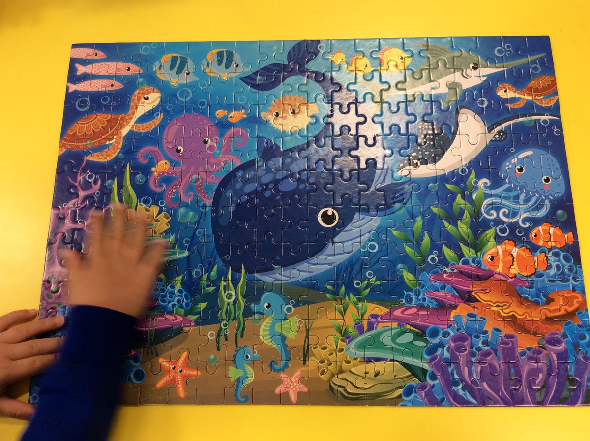 TH_AfterSchoolC's tweet photo. Yey, we finished it! The satisfaction of the last piece is priceless. #thcrew @PathfinderMAT @THEarlyBirds https://t.co/mJ1LyFXC2t