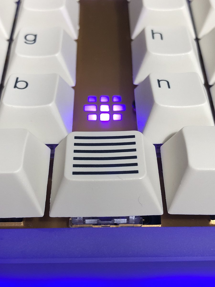 techmech_'s tweet photo. 二層板を使うとディフーザーを兼ねたトッププレートも製作できる。但しコストが.....
遊舎工房で二層板扱ってくれないかなぁ....
#二層板 #レーザーカッター #2ply_sheet #Rowmark #keyboard #自作キーボード #OLSK60 #olkb #ortholinear #遊舎工房 #LaserStyle https://t.co/UNgefbshzk