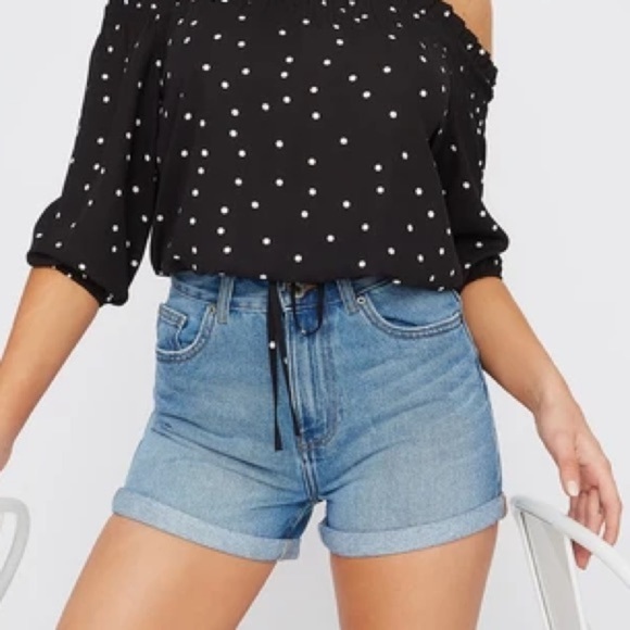 maddy_moonpie's tweet photo. So good I had to share! Check out all the items I'm loving on @Poshmarkapp #poshmark #fashion #style #shopmycloset #urbanplanet #americaneagleoutfitters: https://t.co/yANY3Oymld https://t.co/fZvAdRI8AG