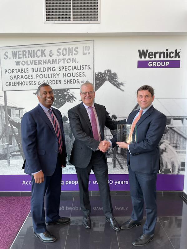 WernickGroup's tweet photo. Thanks to @GrantThorntonUK for recognising Wernick as one of the leading companies in the #Essex community! We made their list of the top 100 privately owned businesses. 'Congratulations for succeeding during the pandemic with the robustness and acumen that you did.' https://t.co/4nhZBDWSAi