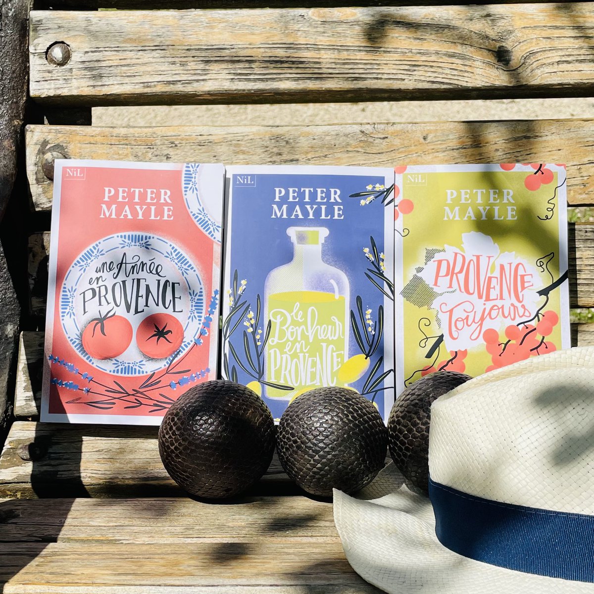 🇫🇷 Les nouvelles éditions de la célèbre trilogie provençale de Peter sont disponibles à partir d’aujourd’hui : merci à <a href="/NiLEditions/">NiL éditions</a> pour ces superbes couvertures ! Bonne (re)lecture à tous !

+ d’infos 👉 cutt.ly/5DQECRd