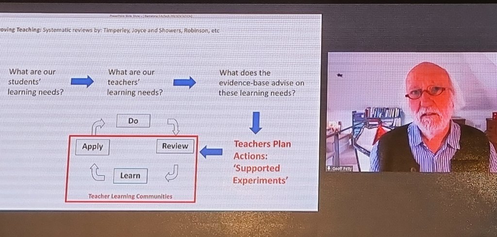 Clickedu's tweet photo. Asistimos a la conferencia de @GeoffreyPetty en #edtechcongressbcn con curiosidad, interés y, sobre todo, admiración por la gran labor que se está realizando en las aulas para mejorar la docencia. Una vez más nos sentimos muy felices de ser #schoolfocused https://t.co/kKosmHTtkx