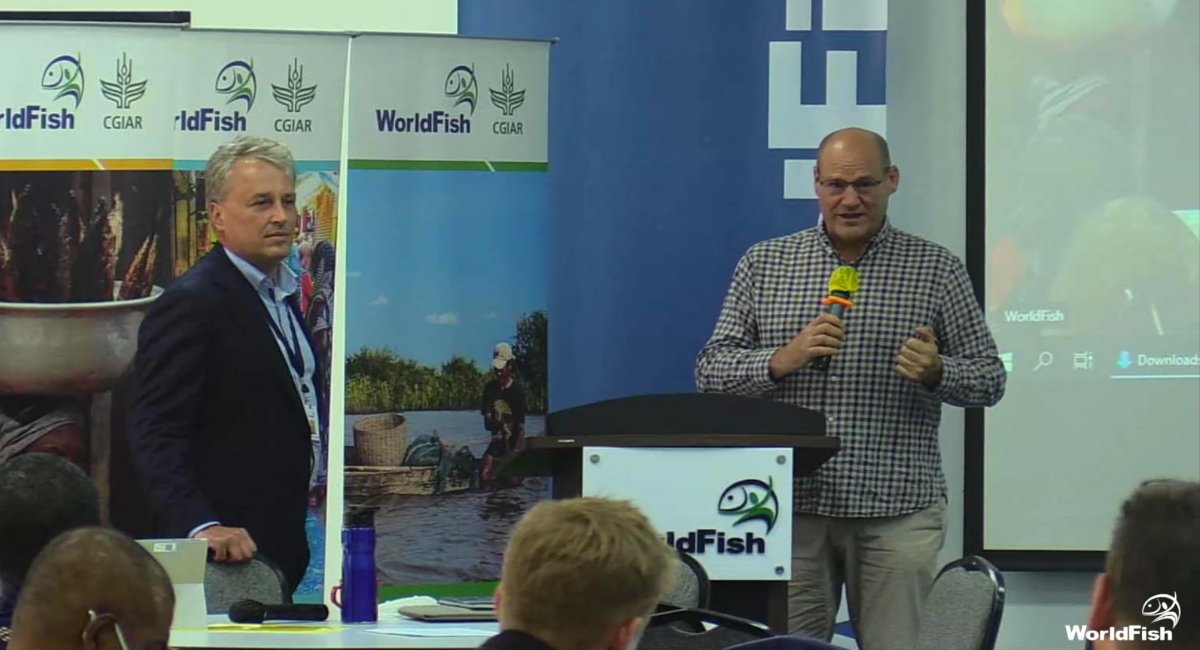 WorldFishCenter's tweet photo. 👁️ Spotted: Our Strategic Planning Lead, Reinier Hille Ris Lambers (left) &amp; our Science &amp; Research Director, @EddieAllison_ (right) leading today's dynamic 'Resilient #AquaticFood Systems Initiative' meeting!

Stay tuned for more!

#OneCGIAR @IWMI_ @IFPRI @irri @IITA_CGIAR https://t.co/GlkSC6YBDM