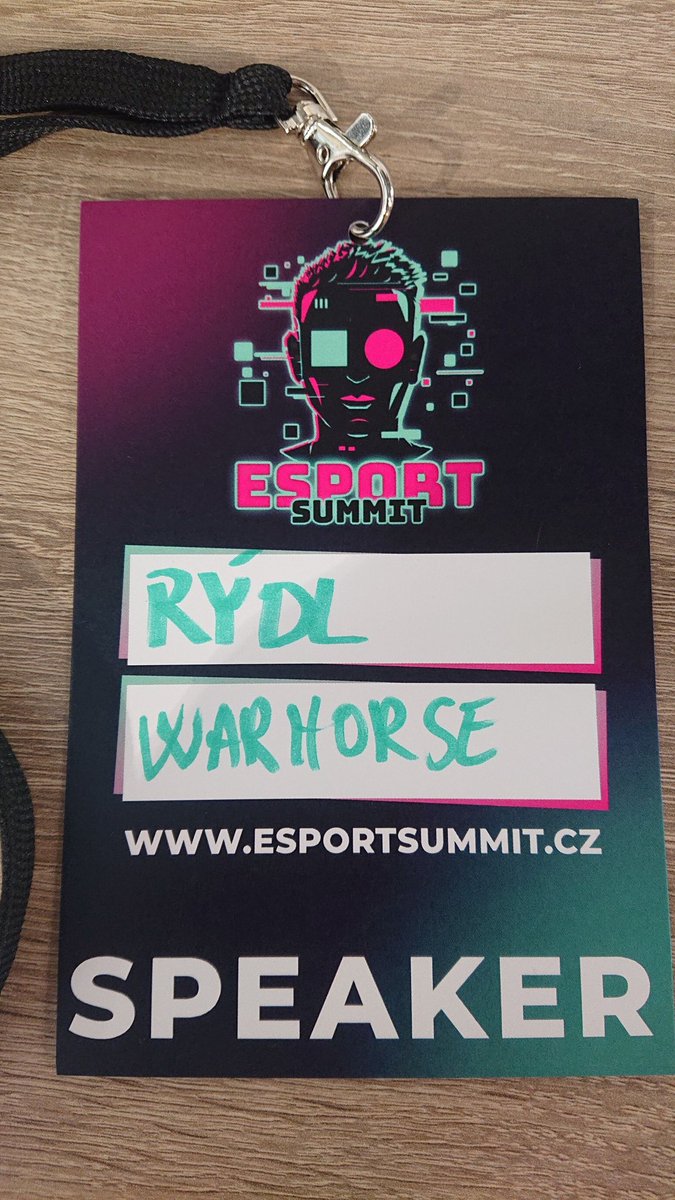 JRtheHitman's tweet photo. Dáme řeč? #esportsummit @Startup_Disrupt https://t.co/BNKoGwscjM