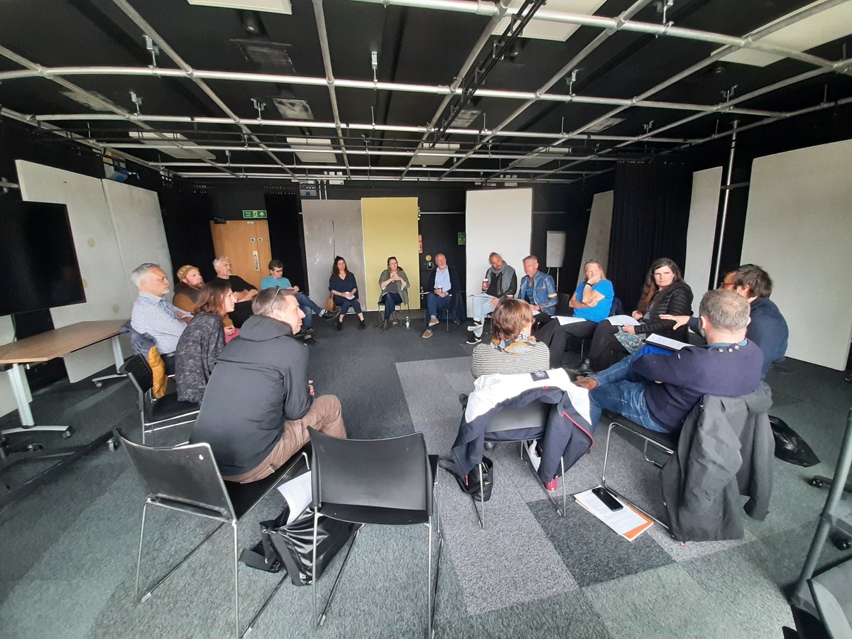 CoopFinistCorn's tweet photo. 📽 @SoFTFalmouth and @ScreenCornwall have welcomed Breton filmmakers in Falmouth this week. These two days of discussions with the Cornish film industry resulted in several ideas of projects using Cornish and Breton languages. Next step, Celtic Media Festival in June in Quimper. https://t.co/uZaDAsiLdH