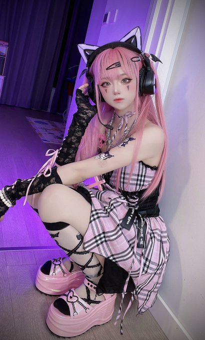 Twitterのコスプレ画像27