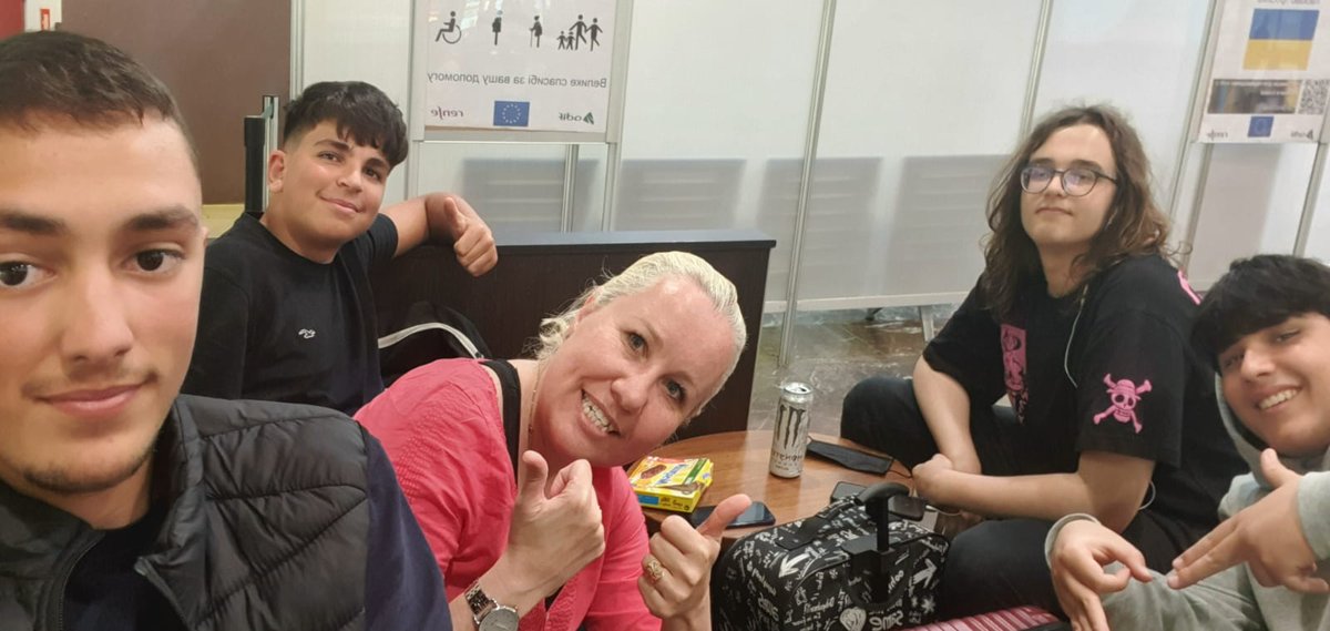 Camino de Madrid para participar en la final nacional <a href="/YBT_ES/">YoungBusinessTalents</a> 
Mucha suerte chicos 💪💪💪
Mohamed Benhamou
Daniel Suñol
Mario Caseiro
Marc García