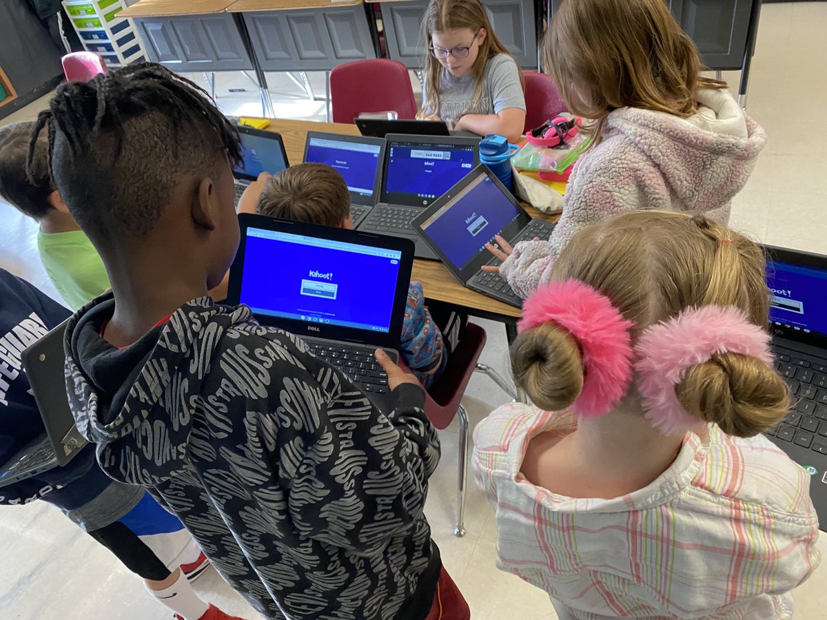 Students who mastered the TEKS were challenged to share their knowledge by creating a ⁦⁦<a href="/Kahoot/">Kahoot!</a>⁩ 
They love it! ⁦<a href="/ellisorbulldogs/">Ellisorbulldogs</a>⁩