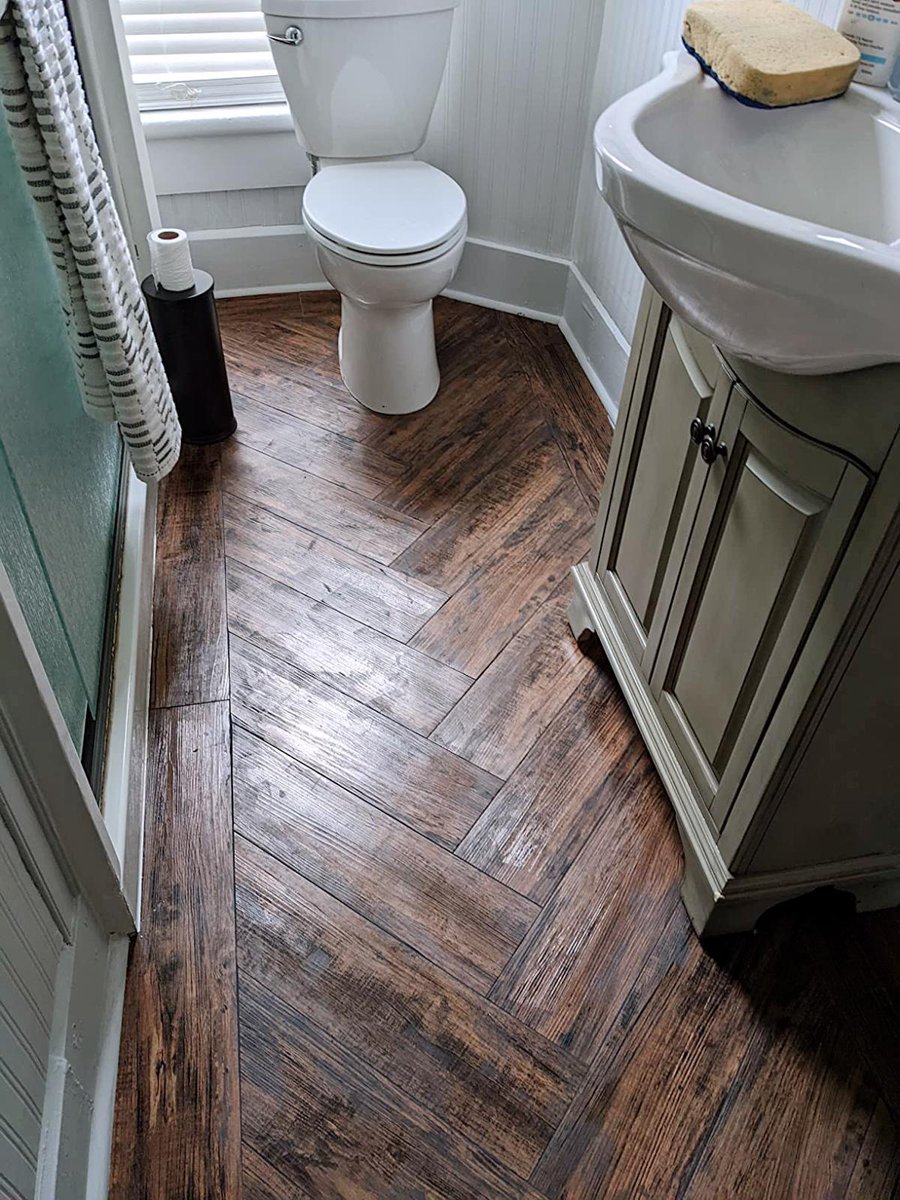 AchimHomeDecor's tweet photo. Beautiful installation of our Tivoli II “Mahogany” self-adhesive floor planks. Shop @amazon 😁 #achimhomedecor https://t.co/N0L0lT8o7I