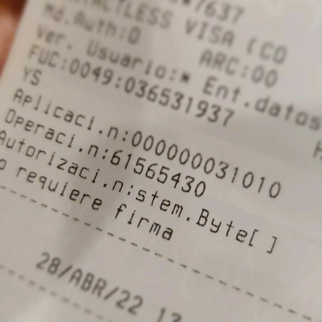 GTTo's tweet image. Cuando se te olvida que un array de bytes no es un String...
#code #codefreak #overflow instagr.am/p/Cc5Skweqa_8/