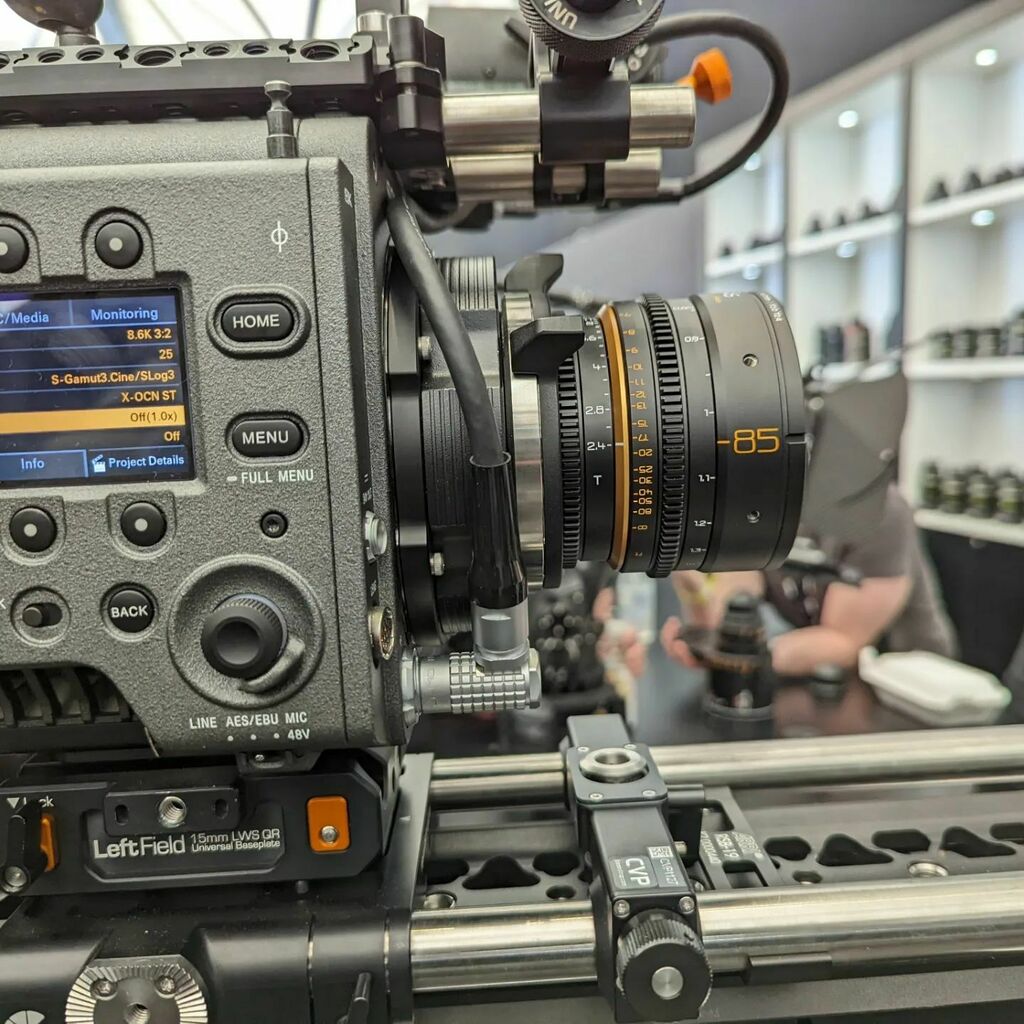 m0fe's tweet photo. Do I really need the latest shiny new camera or lens?
.
Visited the BSC Expo 2022 (British Cinematographer) show a few weeks ago and my head was turned by all the nice new toys and bits of camera gear
.
It was only when I left and thought to myself, have… https://t.co/MfxxjY4hl0 https://t.co/sGpTo5TRQ4