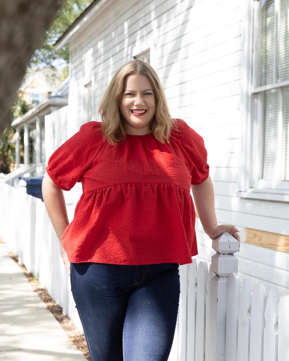 It’s official, ya girl’s a Senior Brand Manager now 🍾

It’s been an exciting journey and I’m grateful for everyone I’ve been able to work with at <a href="/ChappellRoberts/">ChappellRoberts</a> to create inspiring work for amazing brands. Now LFG! #promotion #advertising #leadership