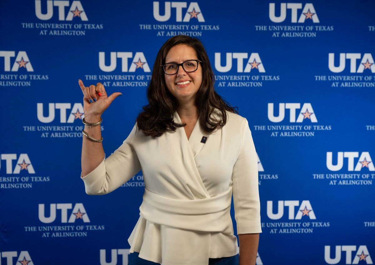 UTAPrezCowley's tweet photo. My first official day in #MaverickCountry! #MavUp https://t.co/IrZPuRzP1U