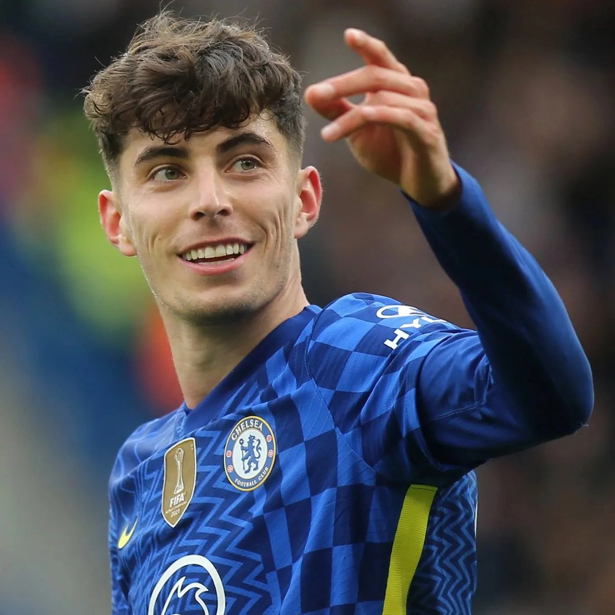 LDNFootbalI's tweet photo. Kai Havertz…

“𝐈 𝐥𝐨𝐯𝐞 𝐭𝐡𝐢𝐬 𝐜𝐥𝐮𝐛, I love the city. I’m very comfortable here. 

The team is very nice, the coach is good.” https://t.co/WwiIkSmnbZ