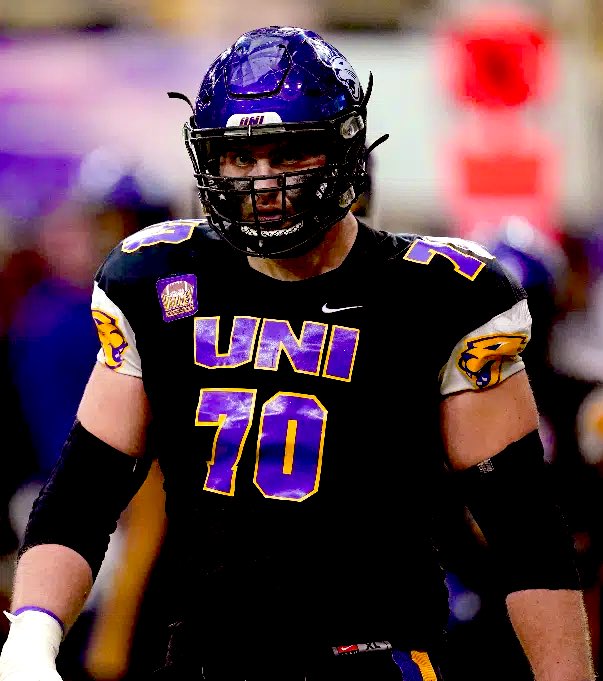 RyanClanton's tweet photo. DRAFT DAY. 1ST ROUND. ⛓THE BIG DOG⛓ #NFLDraft @TPenning58 https://t.co/49XhdP0vsA