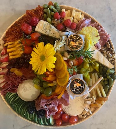 Destination Dripping Springs tweet media