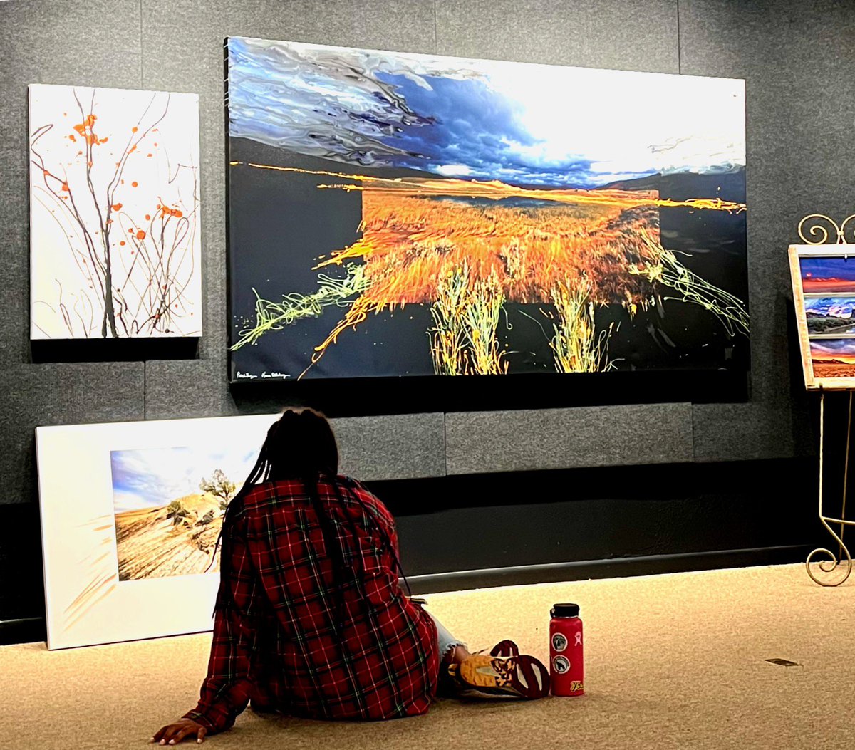 DDaleAnderson's tweet photo. “I want to bring love back to my home.” - The words of a student from Silverton Middle School. The student said she recognized love in Spirit Coalescent and said she would like to bring love back to her home.
#fourcornersartsforward #artsforward @MellonFdn @APAP365 https://t.co/h8A2UWDoex