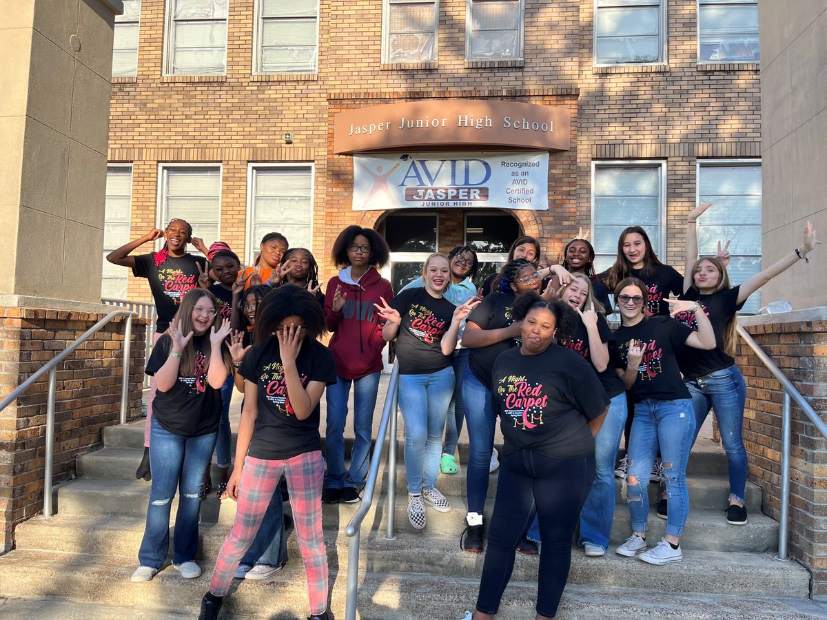 JJHS_Texas's tweet photo. Our JJHS Jr Dazzlers and our future JHS Crimson Dazzlers are excited for our spring showcase tonight! Please join us at the JHS Auditorium at 6:30. Tickets are $5. Hope to see you there! #jjhsrocks https://t.co/wqlV5qO1oX