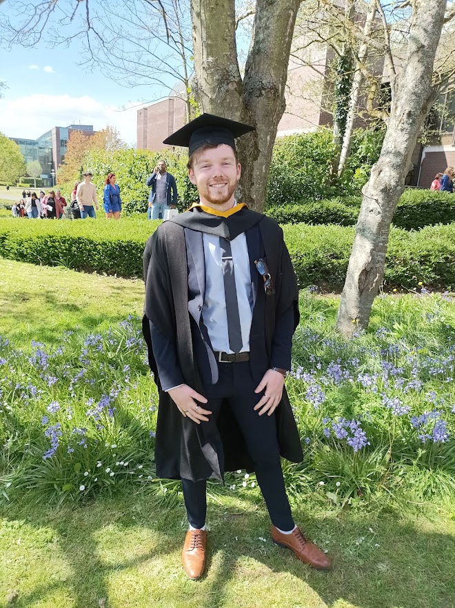 AaronOSull97's tweet photo. Nearly 2 years after officially graduating with a BSc Industrial Biochemistry, it was lovely to return and celebrate this graduation face to face with my family, and the other graduates from the class of 2020! #f2f #graduation #celebration #classof2020 https://t.co/2FbfADL8zh
