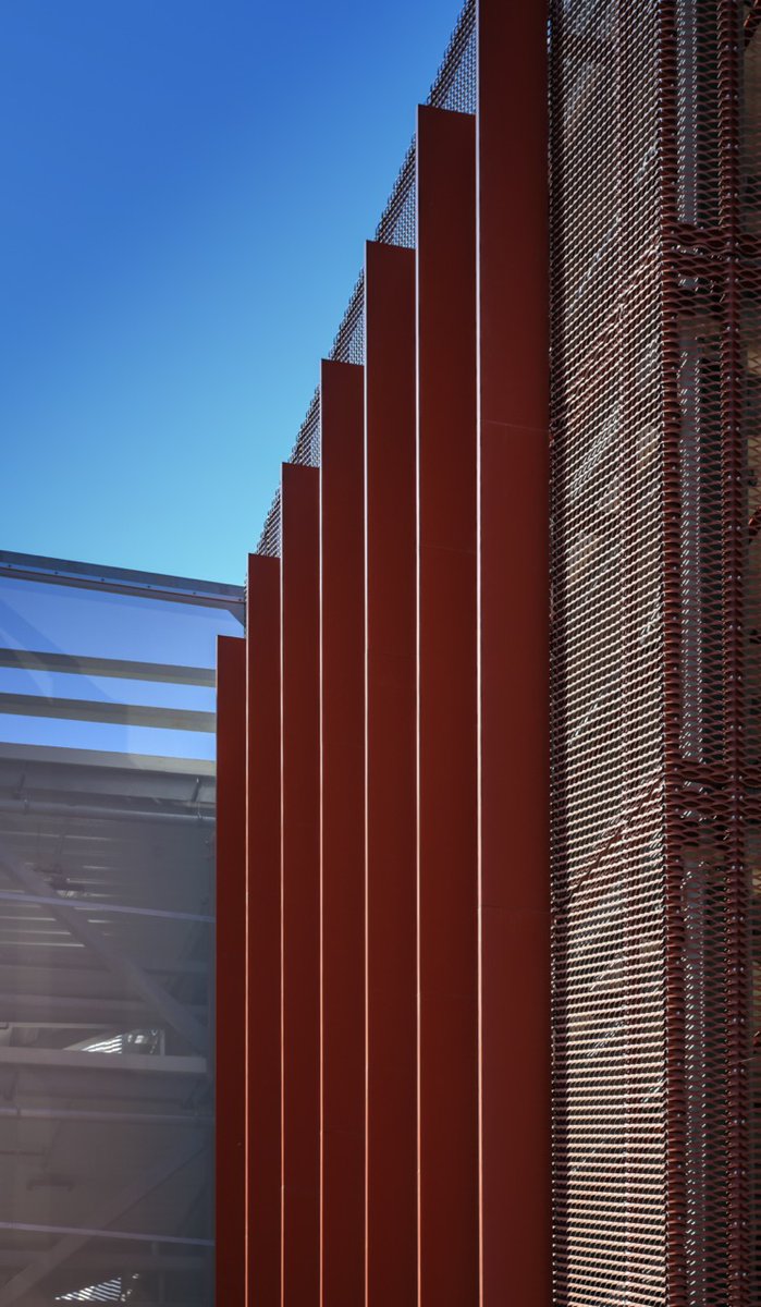 Contrasol_UK's tweet photo. Sometimes we get a project where we can deliver and present the large range of shading and decorative façade systems we offer. This can be seen on The Hut Group’s ICON Building in Manchester.
#BriseSoleil #SolarShading #Glassfins #Facade #Louvres https://t.co/kQiiLCKkb3