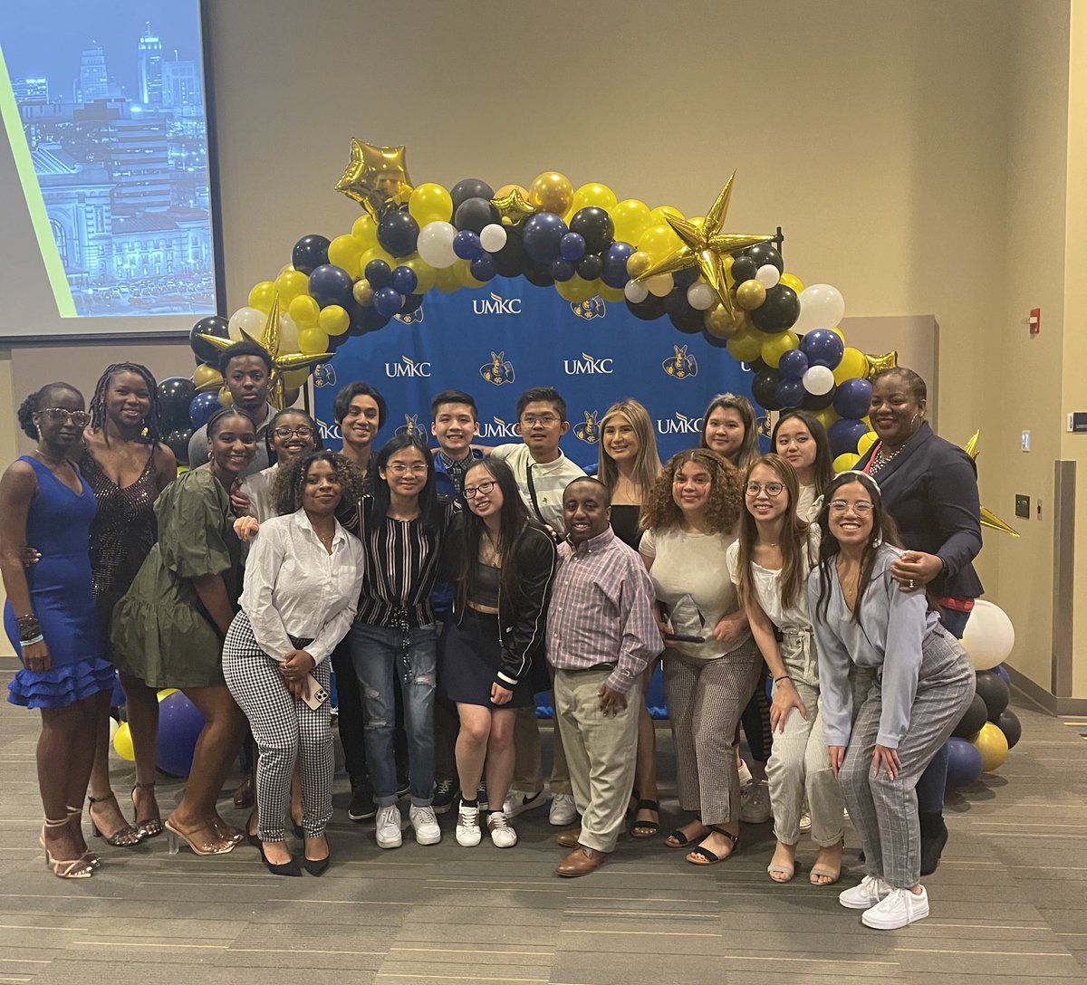 Last night are nights you live for hands down. Celebrated the best & the brightest OUR STUDENT leaders & organizations at our Student Organizations & University Leadership Awards! Congratulations to all award recipients/nominees!💛💙 @UMKC @UMKCosi @MSAatUMKC @todd4ksu