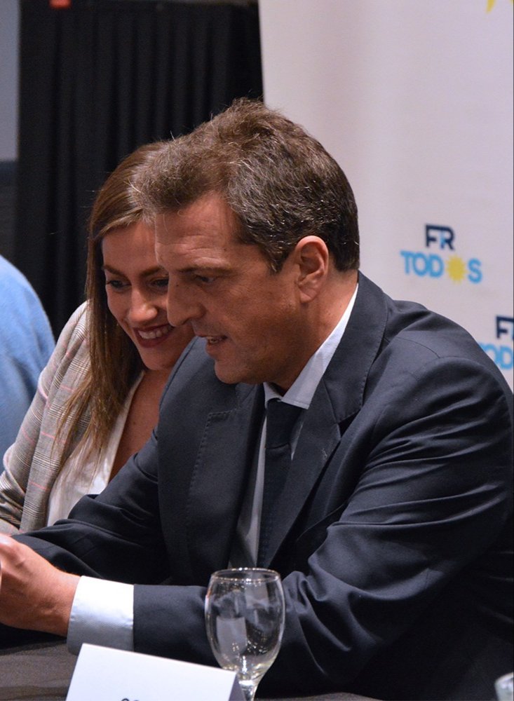 Muy feliz cumpleaños querido <a href="/SergioMassa/">Sergio Massa</a>
#massacumple #50 🤭