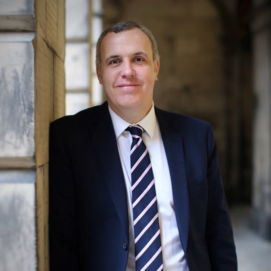 So sad to hear of the loss of <a href="/NiallMccluskey/">Niall McCluskey</a> -a great support to young lawyers, full of enthusiasm, compassion &amp; always so passionate about justice, one of the good guys, taken far too soon, condolences to his family &amp; colleagues ❤️🙏