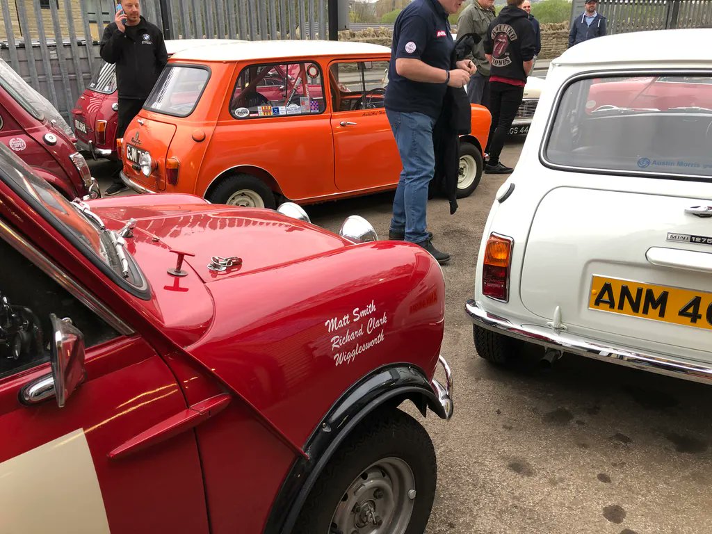 70sResto's tweet photo. Great crowd at last night's #CooperRegister meet at @acespeed72. π Looking forward to the next one! #classiccars #carspotting #carshow #classiccarsdaily #vintagecar #oldcar #retrocar #mini #minicooper #classicmini #minilife #austinmini #rovermini https://t.co/iqgOQu2P2K