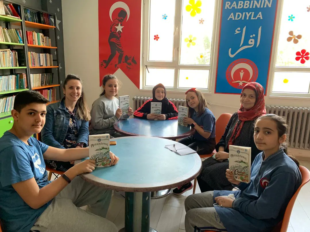İstanbul Okuyorum” projesi kapsamında Figen Yaman Coşar’ın yazdığı “Masal İstanbul” kitabını okuduk. Kitapla ilgili olarak ikinci ve son toplantımızı gerçekleştirdik. Kitap üzerine güzel ve keyifli bir değerlendirme oldu.