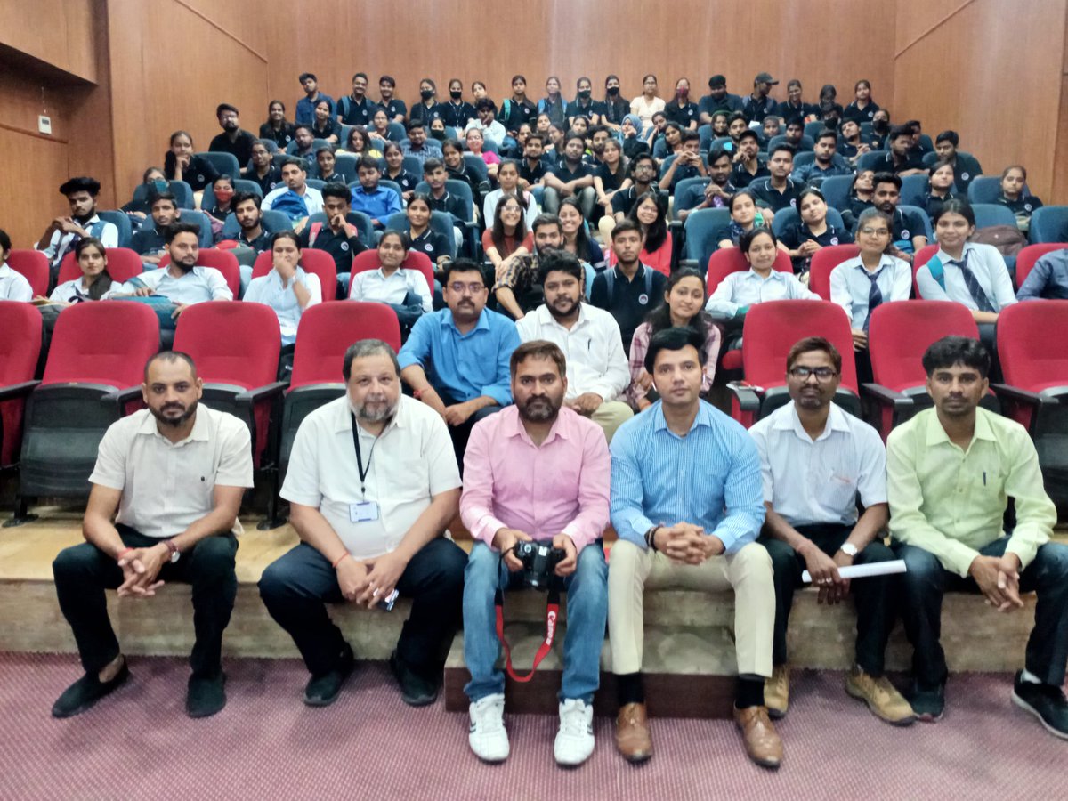 Talk delivered at Shree Ramswaroop Memorial University, Lucknow 
#biomaterials #therapy #tissueengineering