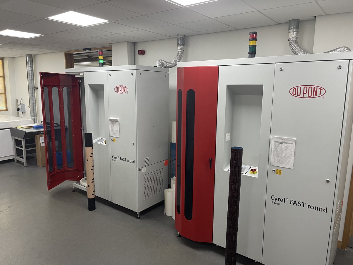 YRG_Group's tweet photo. As the UK pioneer of seamless photopolymer sleeves, with over 4 decades of experience, YRG has the technical expertise to provide you with the perfect printing sleeves for your press.

Take a peek into the factory.....

#flexoprinting #prepress  #reprographics https://t.co/bhnuorwEzD