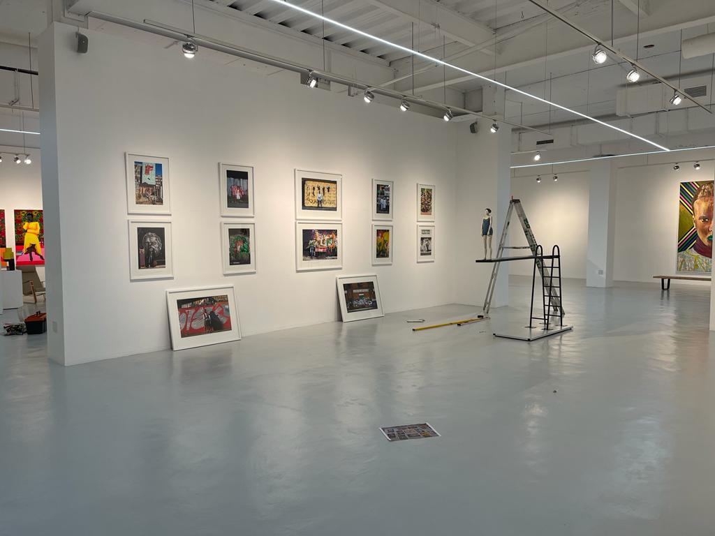 GContemporary's tweet photo. We are excited to share some more behind the scenes images of our preparation for the upcoming exhibition at our gallery on the 28th of April Hope to see you at our opening exhibition!

#grahamcontemporary #anewwave #artgallery #contemporaryartist #art #hydeparkcorner https://t.co/1MVLRiSh89