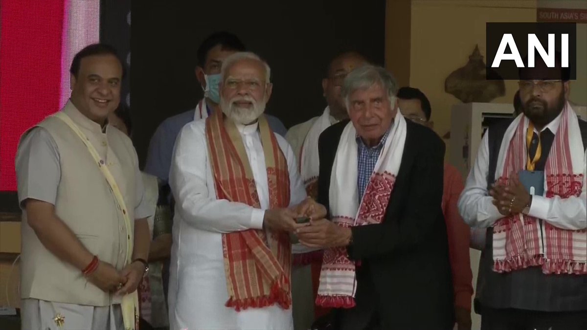 ANI's tweet photo. Dibrugarh, Assam | PM Modi along with industrialist Ratan Tata inaugurates 7 state-of-the-Art-Cancer-Centres &amp; lays the foundation stone for 7 new Cancer centres https://t.co/KswK5vBEGs