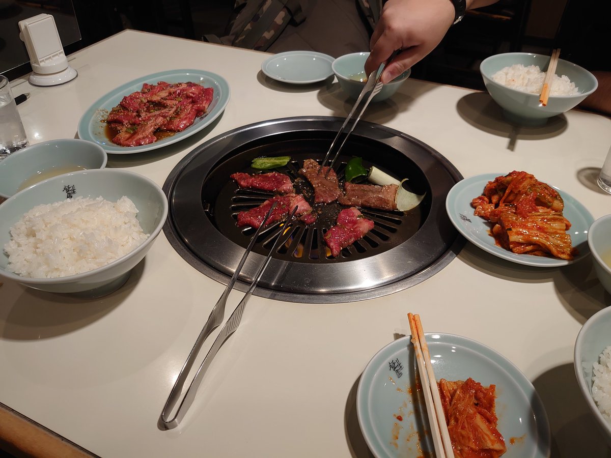 センシティヴな絵師たちと合流した 