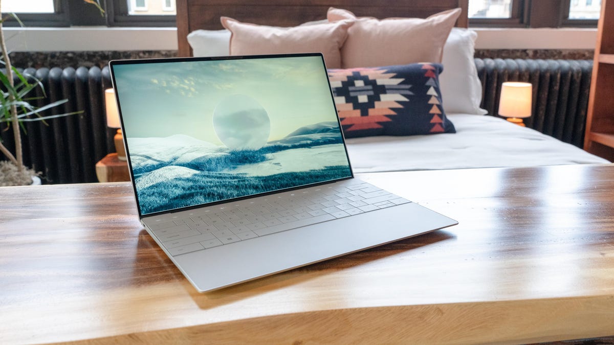 Dell's XPS 13 Plus is Now Available, Uses Haptic Touchpad and Capacitive Function Buttons