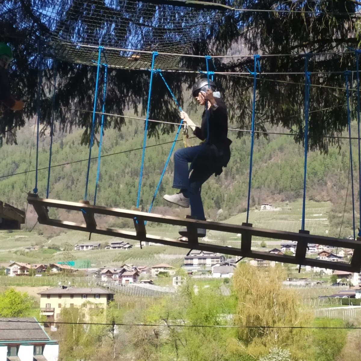 sdbpaderno's tweet photo. I ragazzi di #3secondaria questa mattina sono al Parco avventura #sempreinsieme https://t.co/BeQojziBxN