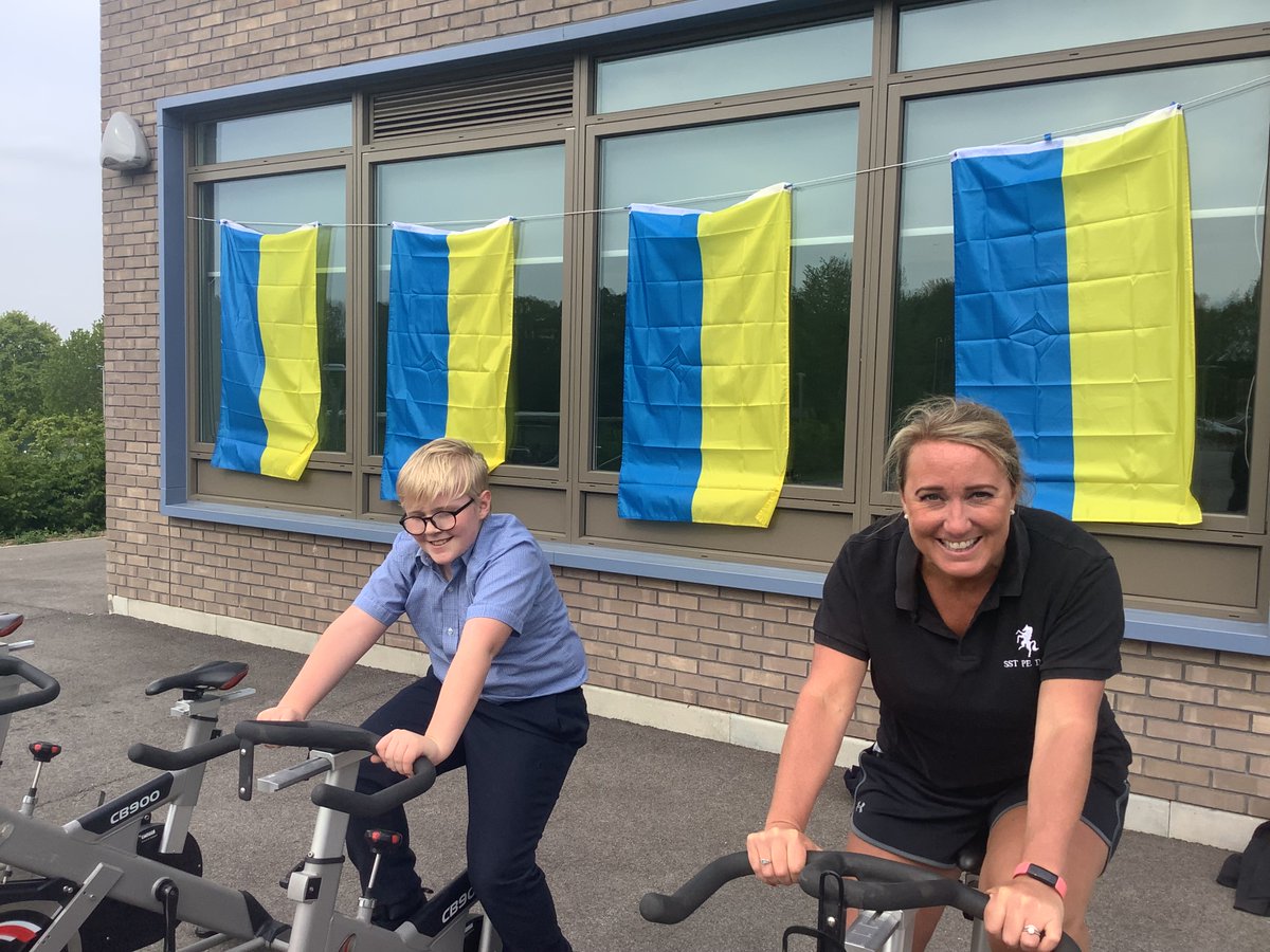 SSTMaidstone's tweet photo. Our students have done a great job so far! Over 200 miles complete! #GoTeamSST #Fundraising #KenttoKyiv #Ukraine #Maidstone #Share Donate here: https://t.co/Xy0THvt8iS https://t.co/sPA34dIbis