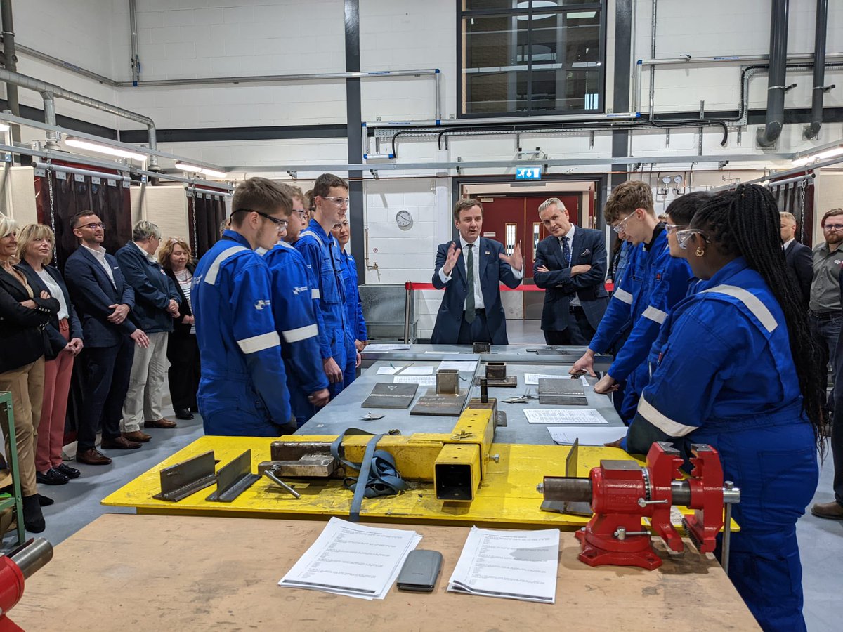 Greg Hands tweet media